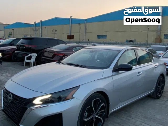 2023 نيسان التيما SR