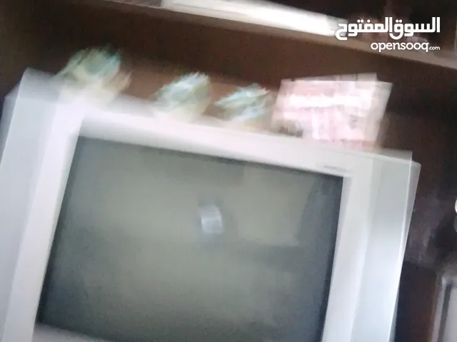 تلفزيون قديم مستعمل
