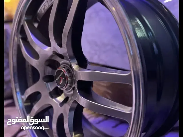 الي يدور الزين والنادر طقم جنوط