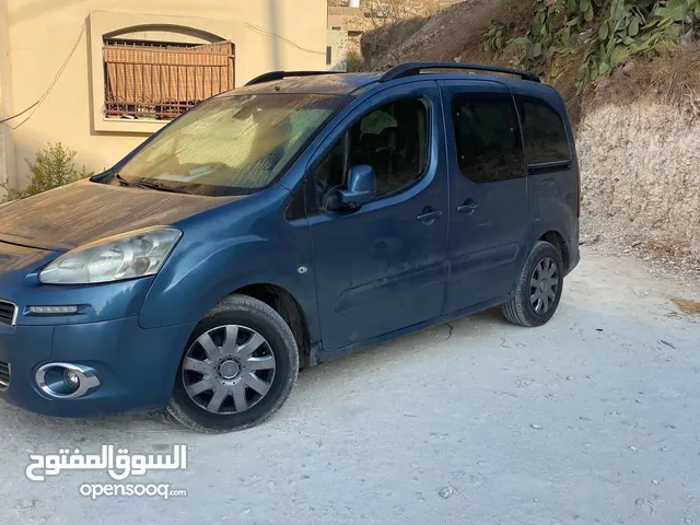 بيجو براتنر 2012 للبيع كاش