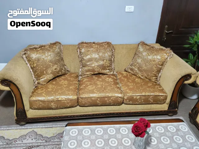 طقم كنب لون بيج
