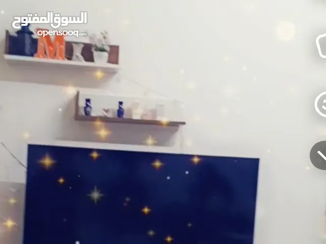 طاولة شاشة