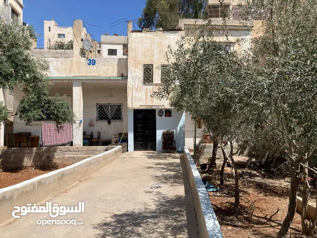 200 m2 4 Bedrooms Townhouse for Sale in Zarqa Jabal El Shamali Rusaifeh