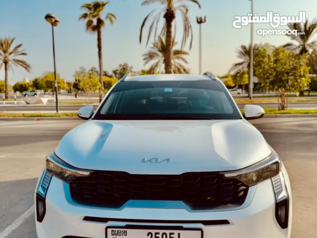 Kia sonnet model 2026 economic car modern infront camera and back screen