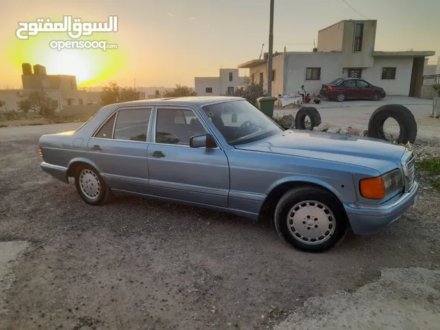 Mercedes E300 1986 Full إضافات  فحص نخب نخب ولا ضربة  إمكانية البيع دفعة وشيكات