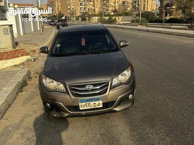 Hyundai Elantra GLS in Giza