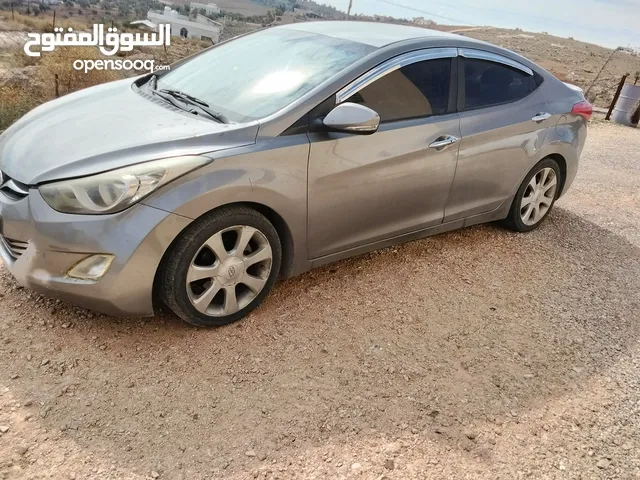 Used Hyundai Avante in Mafraq