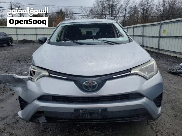2018 TOYOTA RAV4, LE