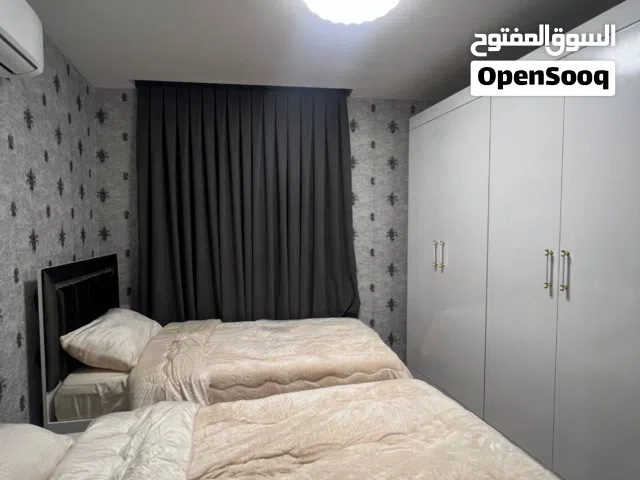 شقه للايجار في مجمع لايف تاورز مساحة 116