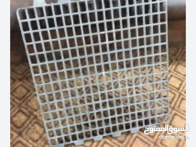 ابحث عن ارضيات بلاستيكية للطيور
