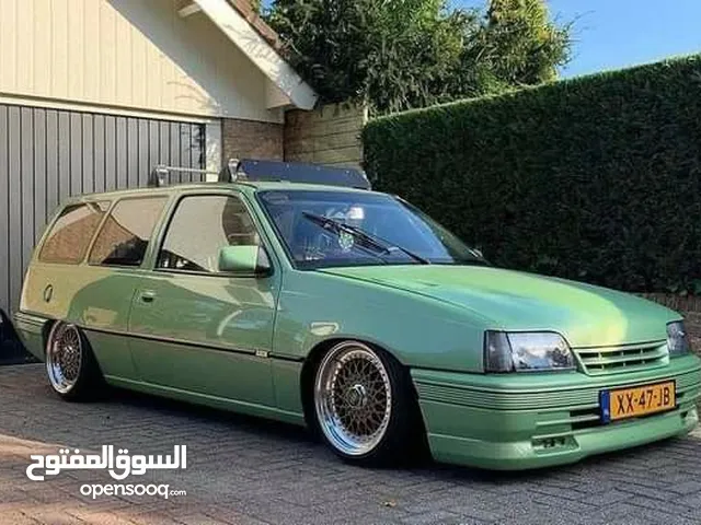 سياره ابل كاديت ستيشن بحاجه الي غرفه