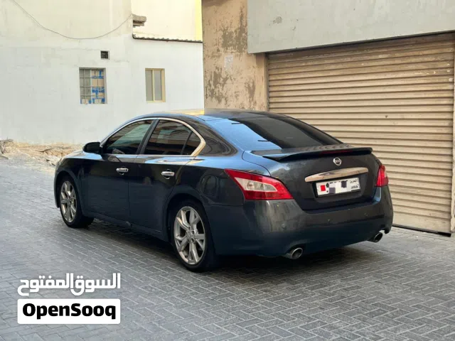 Nissan mixma for sale