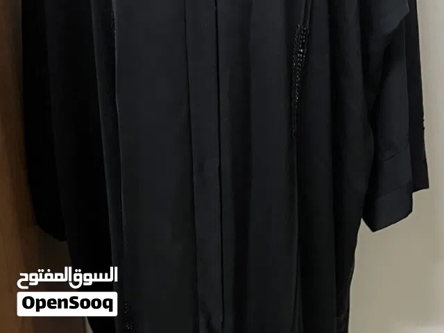 عبايه مفتوحه