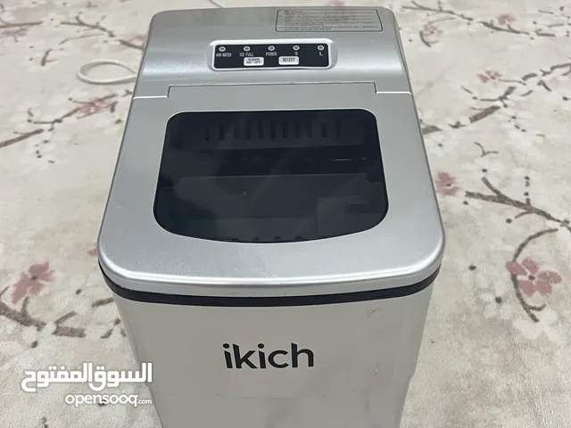 صانعه ثلج بلوري باله أوربي أستخدام قليل حتى الكارتون موجود