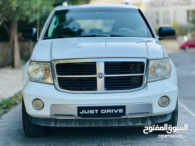 dodge Durango 2009 model 7 seat family SUV full option with sunroof remote starting ready to drive