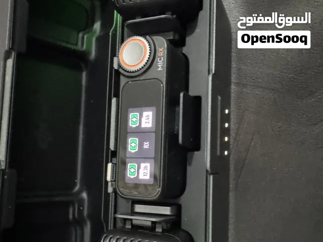 للبيع ميكرفون Dji معاه الشاحن الأصلي والجنطه وكآمل اغراضه