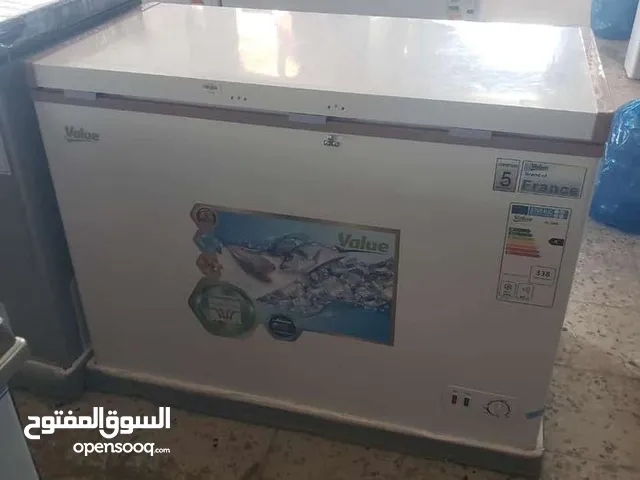 اريد ثلاجه ارضيه مستخدمه للمحل