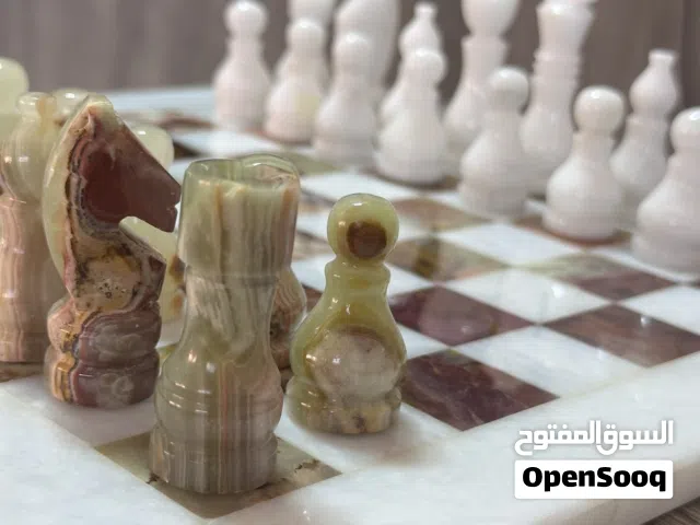 شطرنج فاخر من الأونيكس الطبيعي  حجر طبيعي منحوت يدويًا  مع علبة