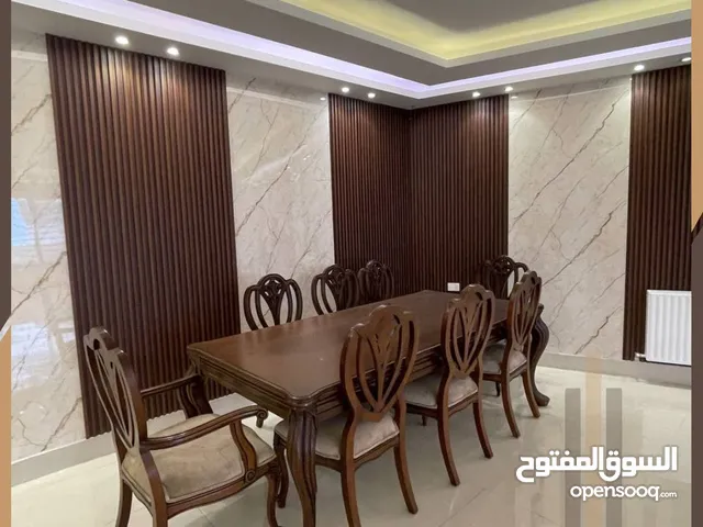 270 m2 5 Bedrooms Apartments for Sale in Amman Khalda