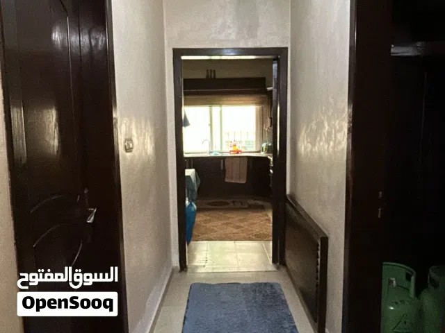 210 m2 3 Bedrooms Apartments for Sale in Amman Tla' Ali