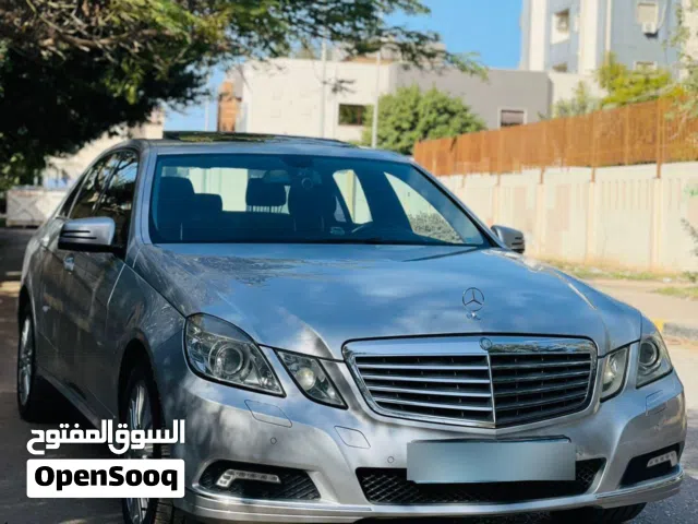2012 مرسيدس بنز الفئة-E E 300