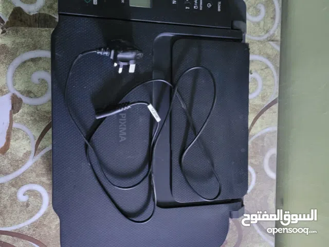 طابعة كانون ملونة بحالة ممتازة