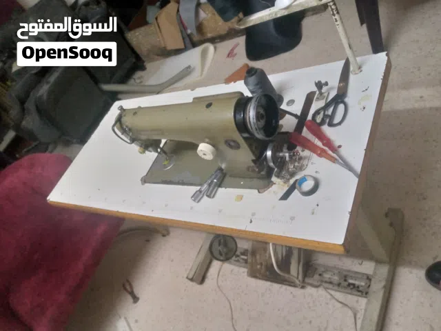 ماكينه خياطه للبيع شغاله ولا ملاحظه بسعر مغري جداً