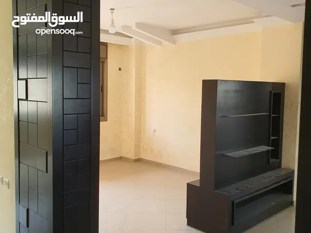 165 m2 3 Bedrooms Apartments for Rent in Ramallah and Al-Bireh Beitunia
