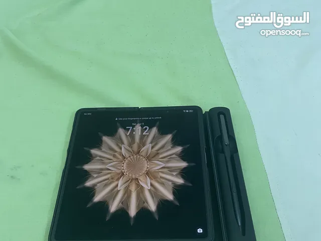 Honor magic v2