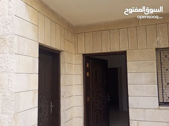 465 m2 3 Bedrooms Townhouse for Sale in Amman Jabal Al Zohor