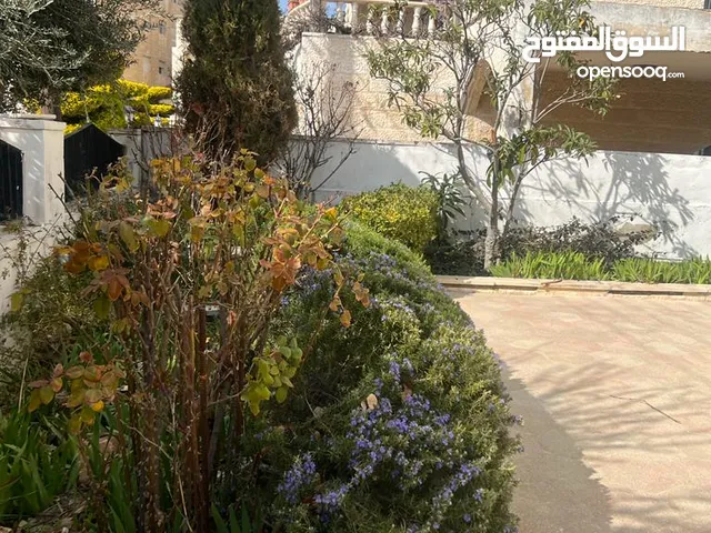 472m2 5 Bedrooms Villa for Sale in Amman 7th Circle
