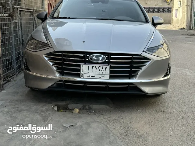 Hyundai Sonata SEL in Basra
