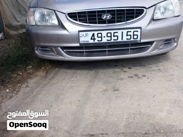 2005 هيونداي اكسنت Standard