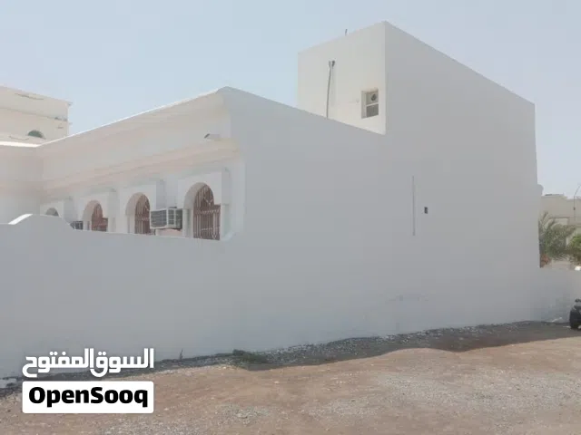 مباشره منزل طابق واحد ف المعبيله الجنوبيه اول خط من شارع النور قرب عياده كرستار