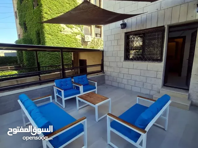 شقة للايجار في الويبده  ( Property 36714 ) سنوي فقط