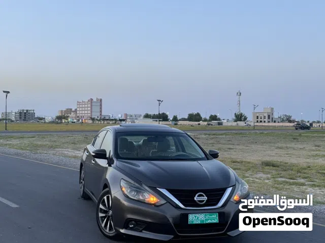 2016 نيسان التيما SV