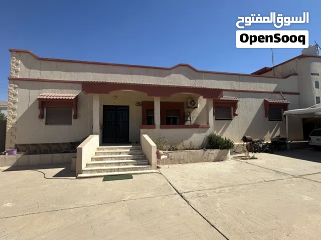 منزل للبيع مسقوف 300متر