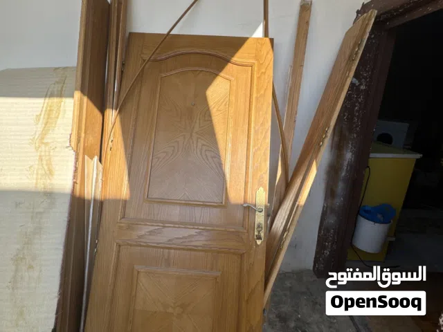 باب للبيع وكاله وثقيل