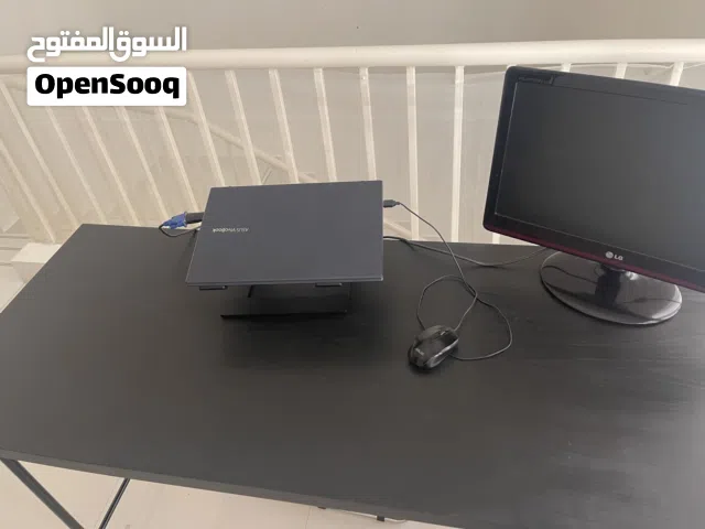 Modern Black Office Desk (140x60x73 cm) – Like New!