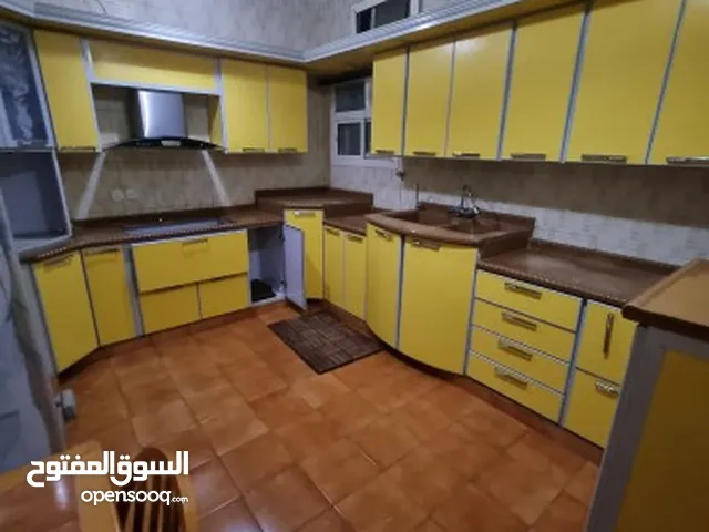 مطبخ للبيع في مكة ب 1800