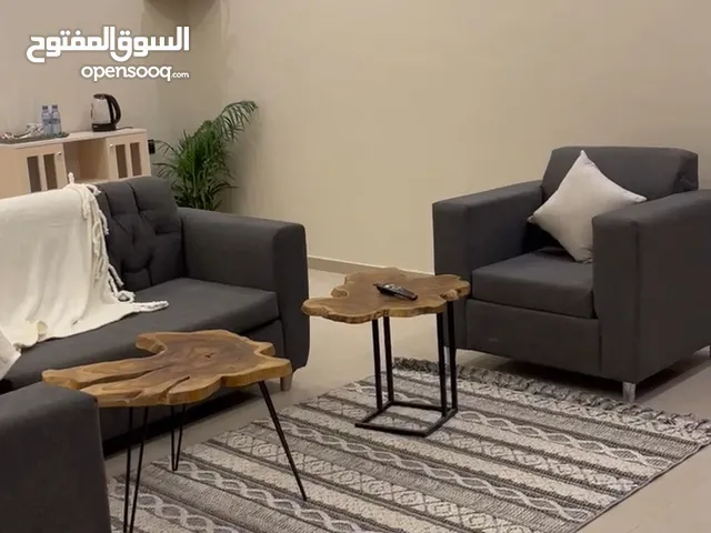 شقه مفروشه للأيجار الشهري في جده الفيصليه قريبا من باقدو وجامعه