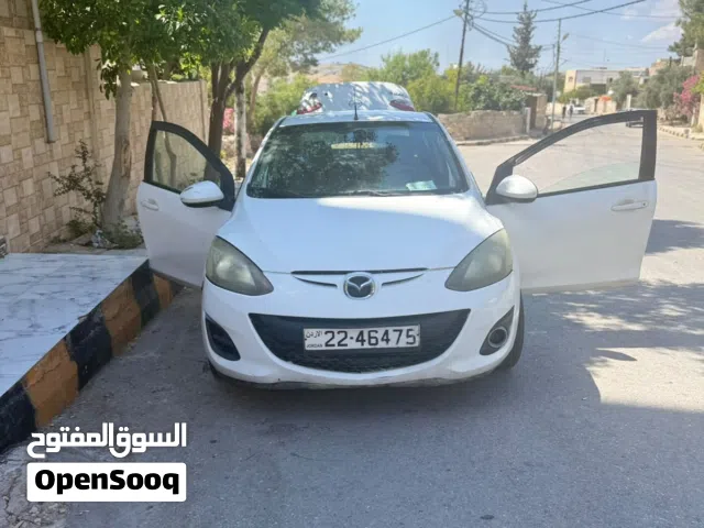2013 مازدا 2 Touring
