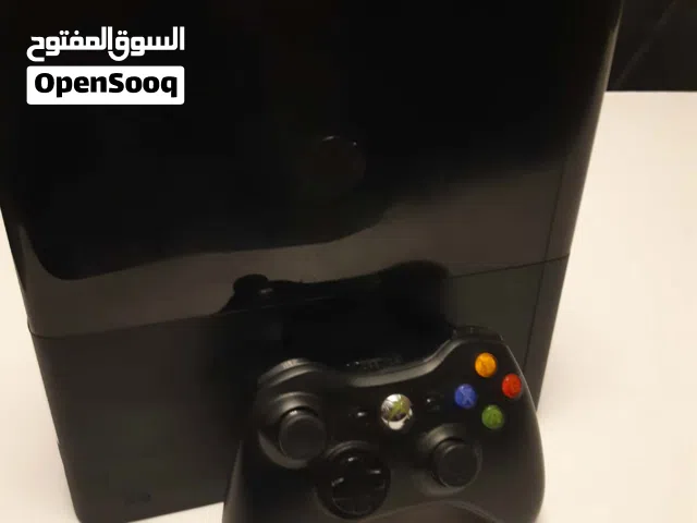 اكس بوكس 360 مستعمل مع سي دي فيفا 2017 ومع شاحن ويد