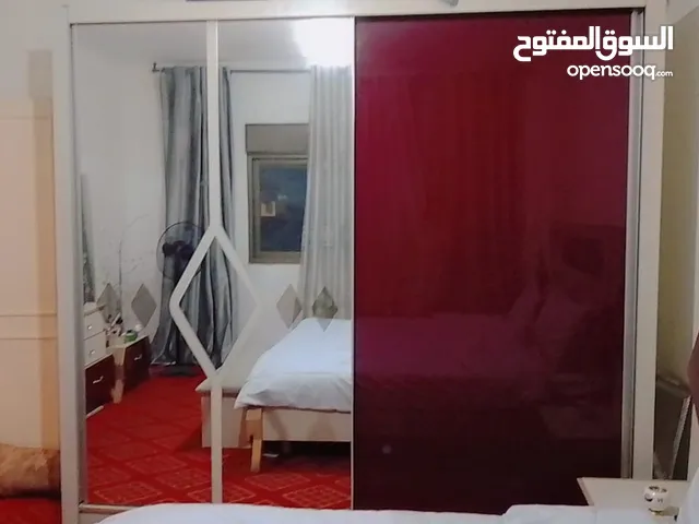 غرفه نوم بحاله الوكاله استعمال خفيف خشب زان