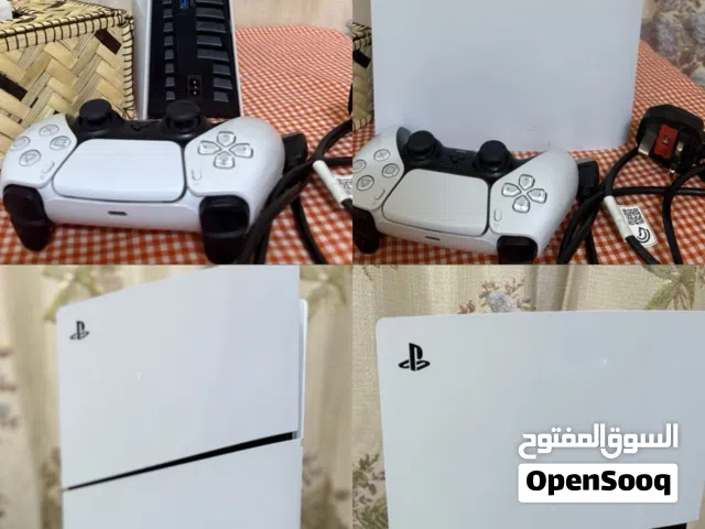 بلاستيشن 5 نظيفه جدا استعمال بسيط