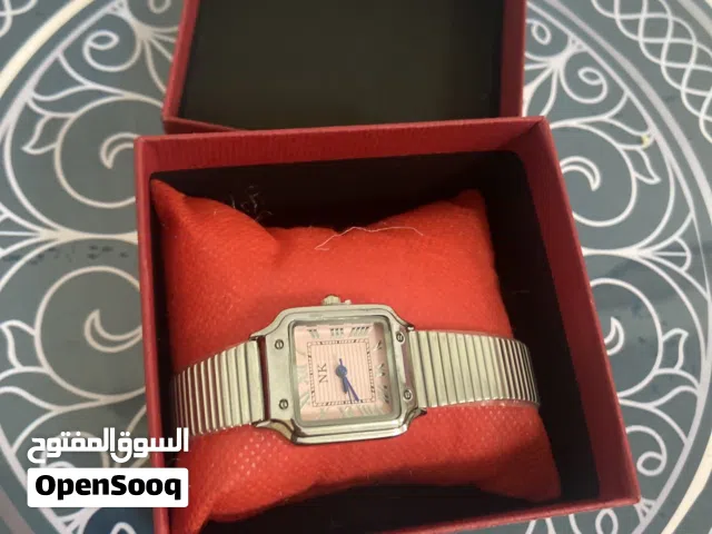 ساعات أنيقة