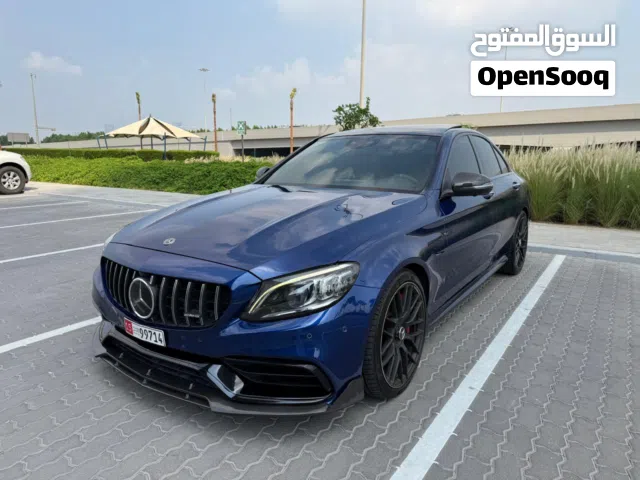 للبيع مرسيدس C63s AMG أصلي وكالة خمس فصوص