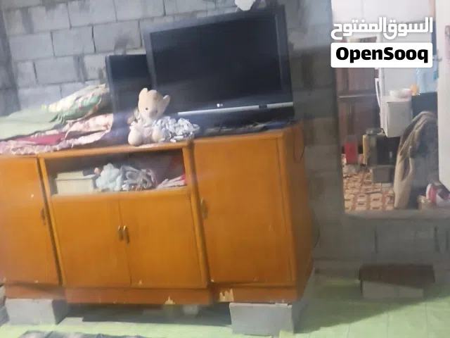 بيت البيع مساحة 160 بي غرفه أو مطبخ أو غرفه حمام بناء على نص تجي شوف بعينك جيران دره من الله بي كراج