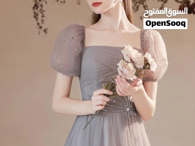 فستان أنيق