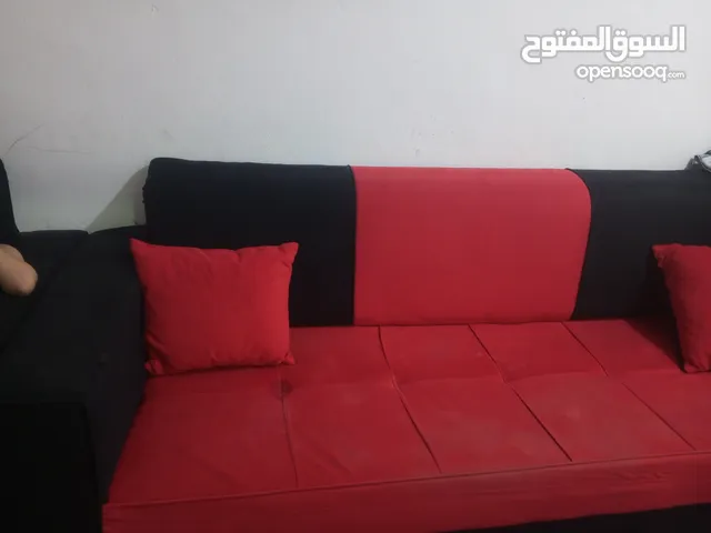 طقم كورنر مستعمل استعمال بسيط مكون من 8 مقاعد